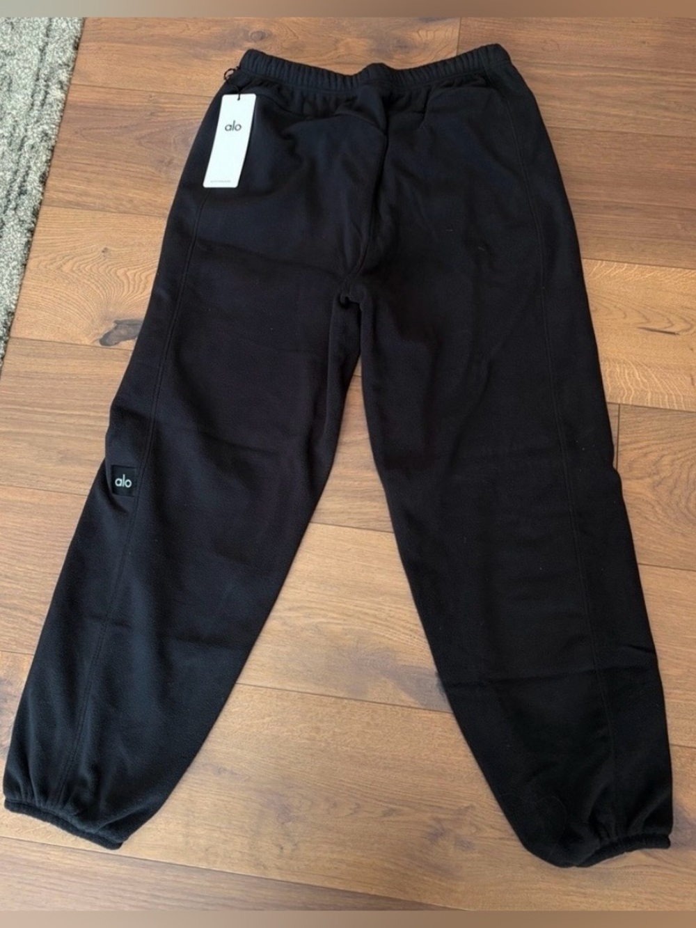 New ALO Yoga Black Relaxed Wide-Leg Thick Fleece Sweatpants - Picture 4 of 6